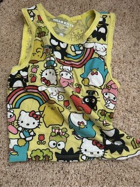 Girls Hello Kitty 🐱 yellow tank top
